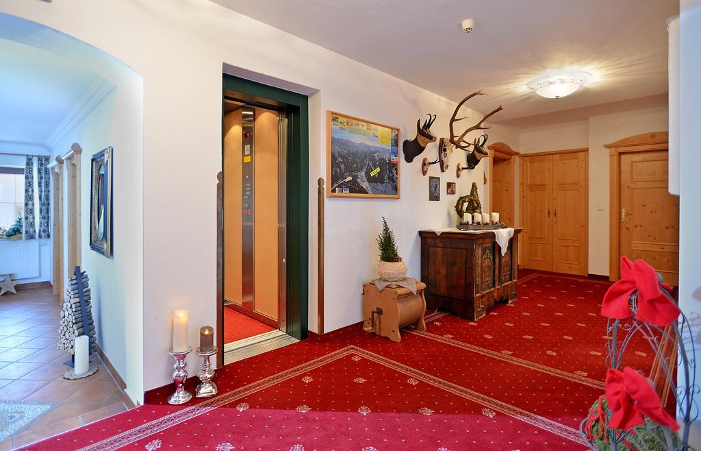 Apparthotel Ederfeld Mayrhofen Buitenkant foto