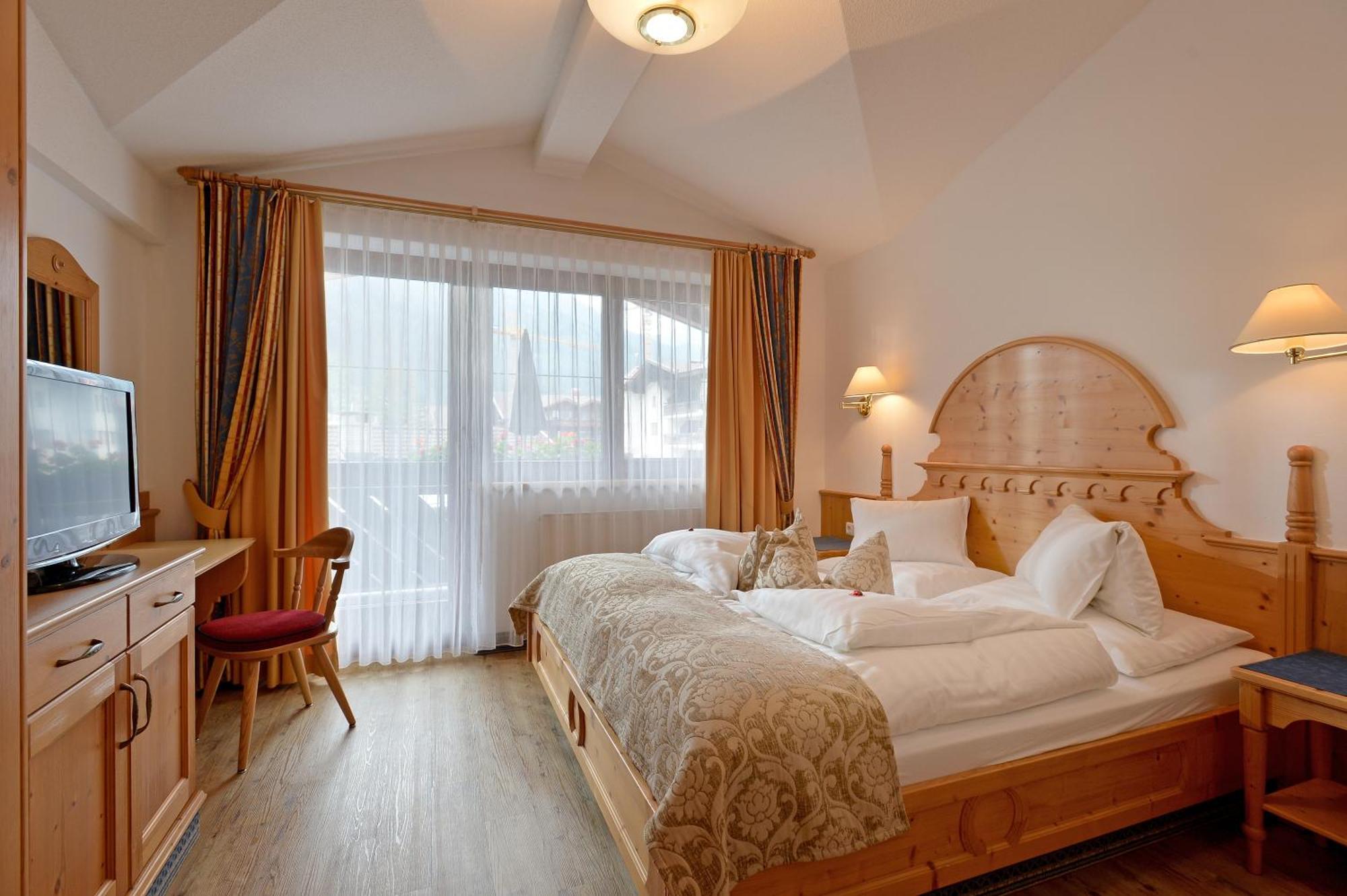 Apparthotel Ederfeld Mayrhofen Buitenkant foto