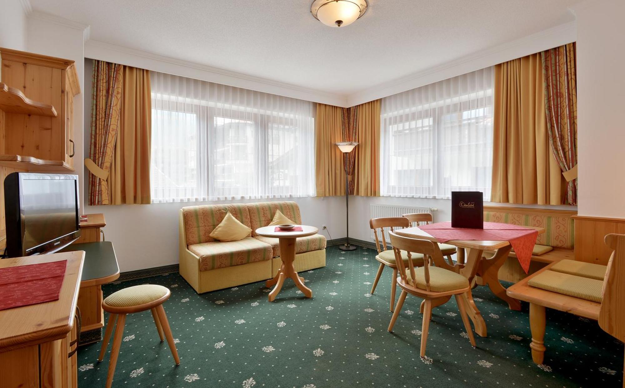 Apparthotel Ederfeld Mayrhofen Buitenkant foto